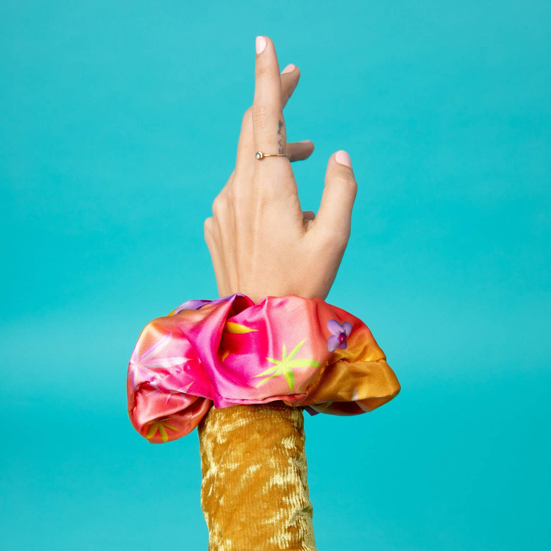 Silk Weed Scrunchies - Hot