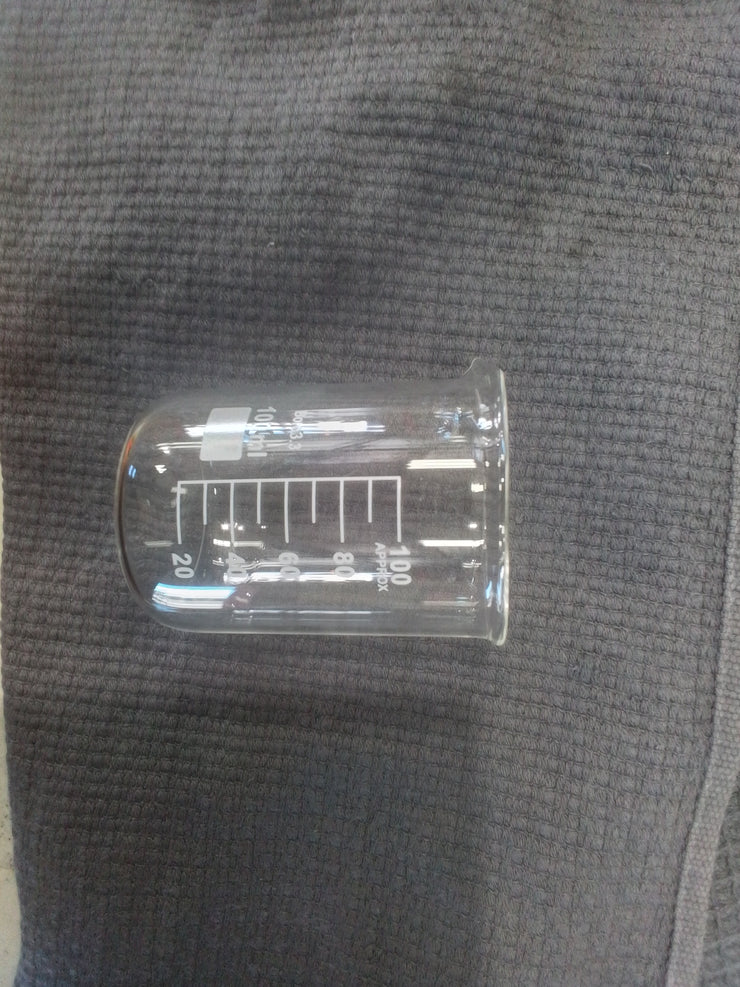 Glass 100ml measuring jug